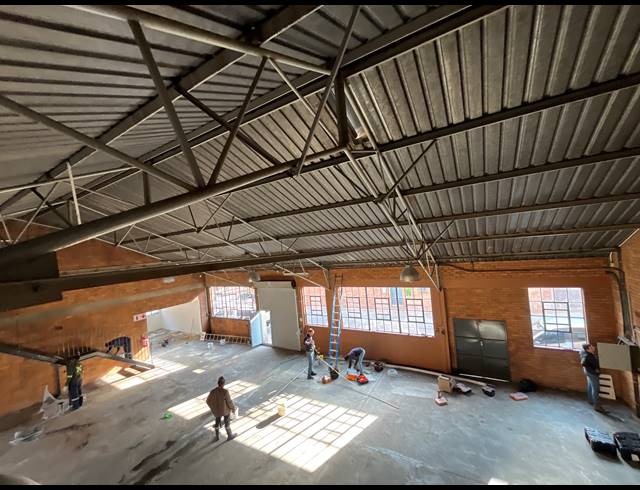 619M² WAREHOUSE TO LET IN EASTLEIGH